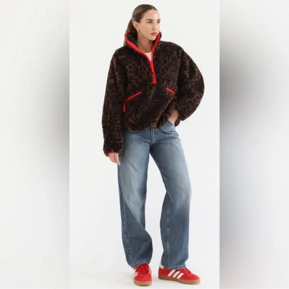 Rumored Sun Valley Sherpa - Size S/M - Picture 6 of 6